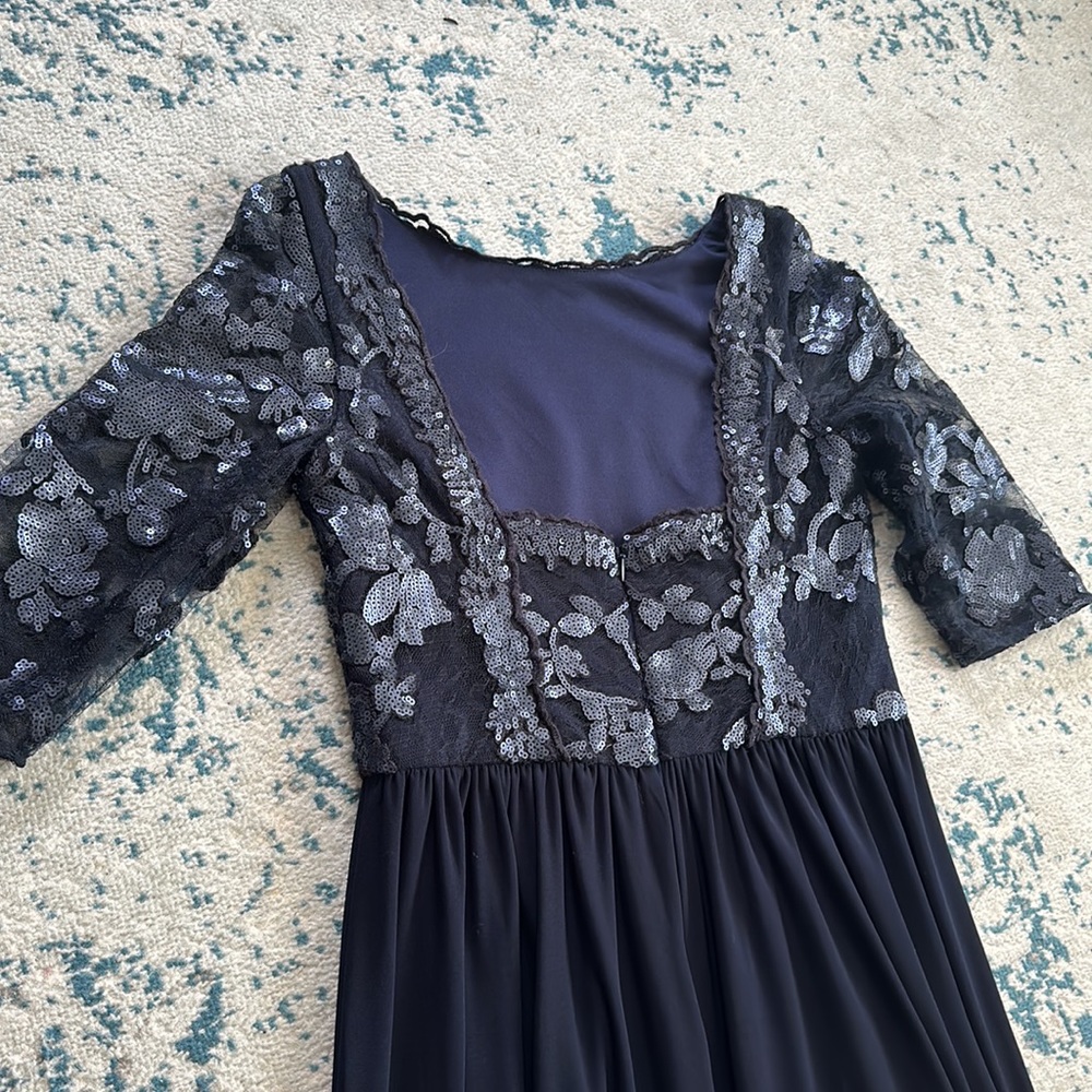 Vera Wang Formal Gown - Picture 7 of 8